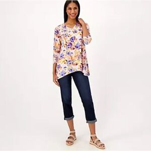 LOGO by Lori Goldstein‎ Rayon 230 Printed Sharkbite Top